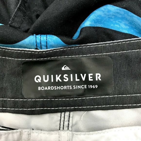 Quiksilver Everyday Grass Roots Boardshorts 27 - Picture 6 of 8